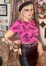 Load image into Gallery viewer, NIGHTCRAWLER Fly print Crop Top