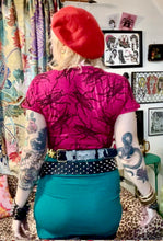 Load image into Gallery viewer, NIGHTCRAWLER Cockroach print Crop Top