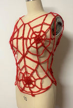 Load image into Gallery viewer, WEBS WE WEAVE Top - Red size M